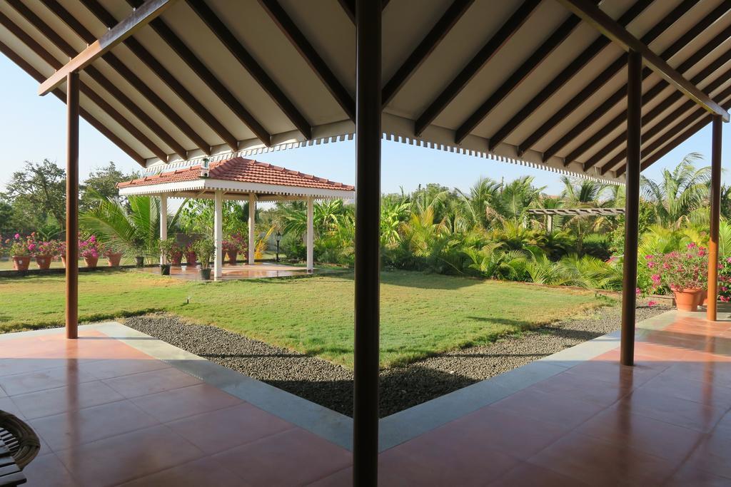 The Green Estate Resort ナーシク エクステリア 写真